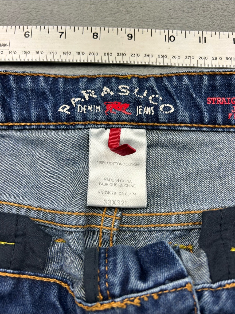 Men’s Straight Cut Parasuco Jeans - Picture 7 of 8